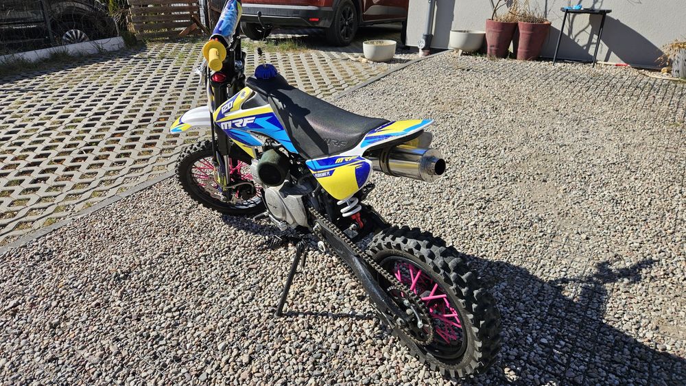 Motor Pitbike cross MRF120 9KM dużo dodatków