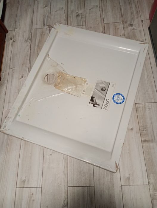 Brodzik Koło Pacyfik 100x80