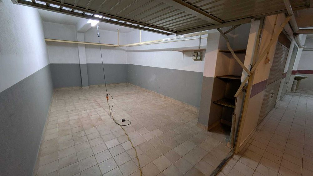 Garagem box para arrendamento