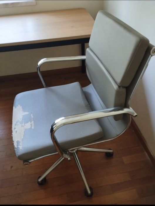 Cadeira escritório usada