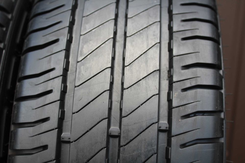 215 65 R16C Micheli Agilis 3