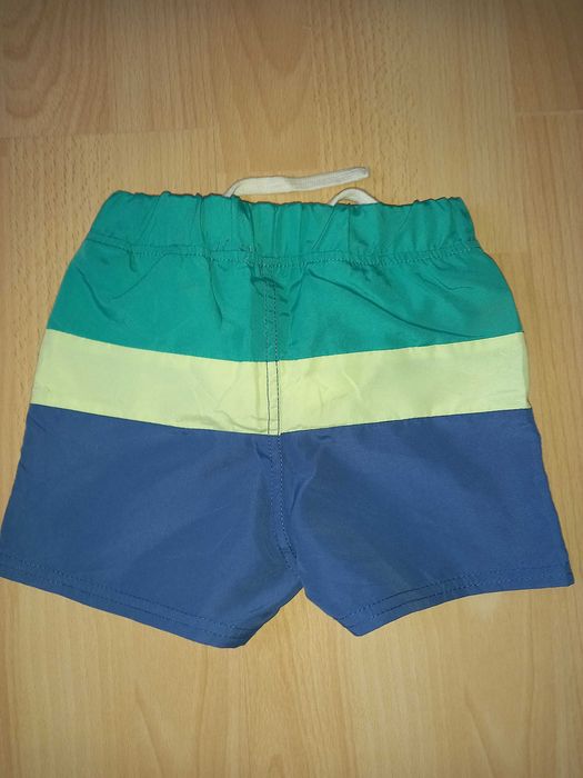 krótkie spodenki 4 pary rozmiar 86 cm