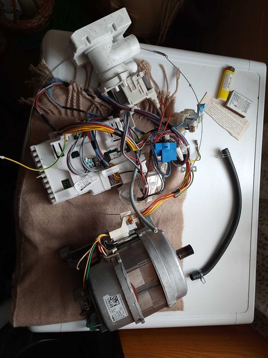 Запчастини для пральної машини Електролюкс