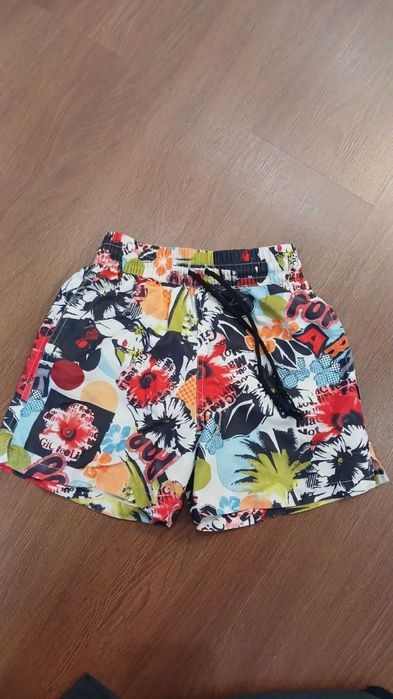 одним лотом фирменные вещи на мальчика 7-8лет