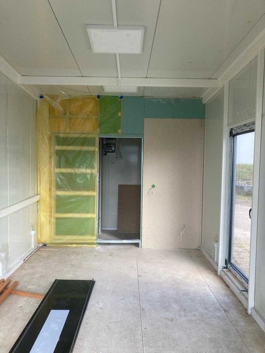 Pawilon / kontener usługowo-handlowy