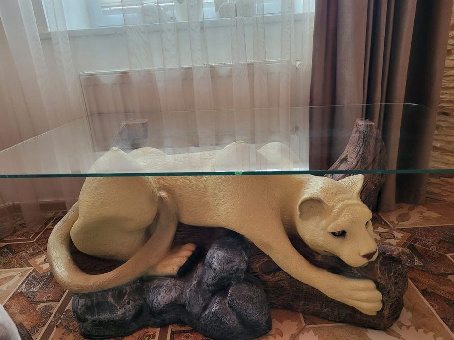 Стіл журнальний, скляний кавовий столик Пума