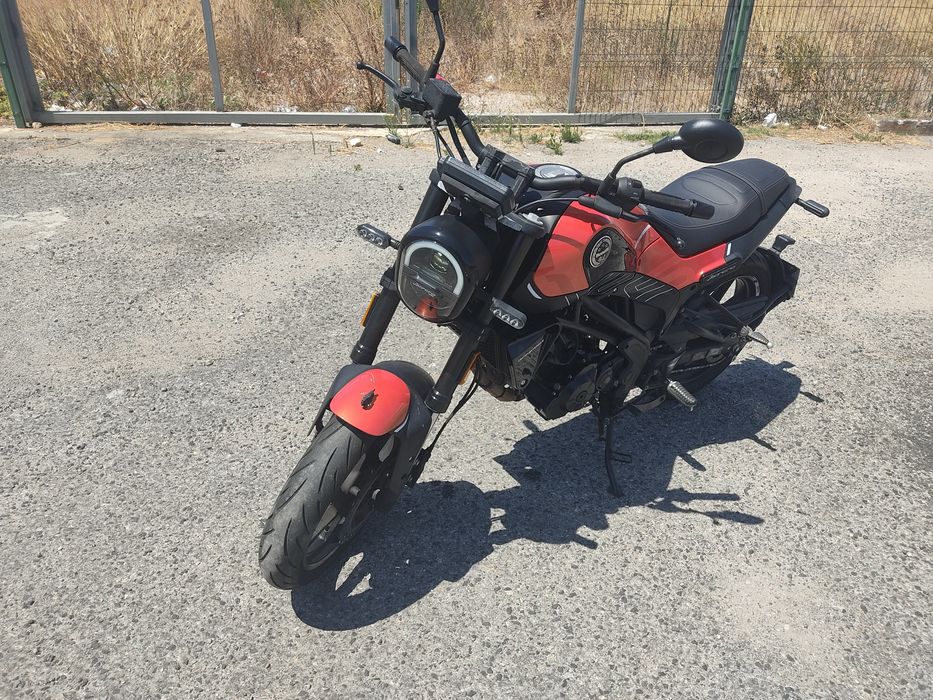 Benelli Leoncino 125cc