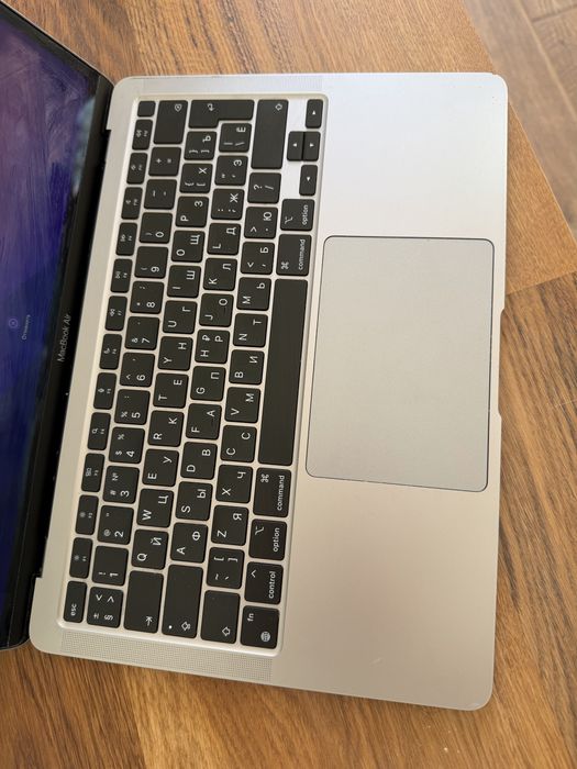 Macbook Air 2020 M1 | 8gb | 256 SSD