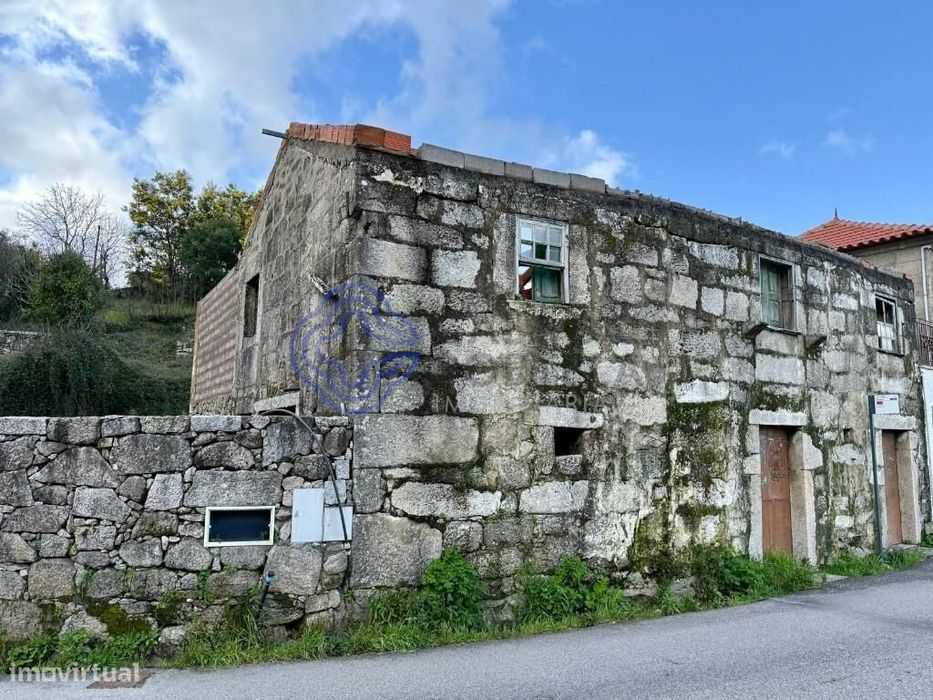 Imóvel para Venda – 4 Ruínas para Restauro | Figueiredo, Arouca