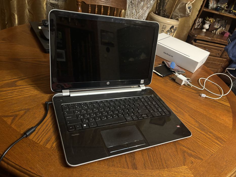 Ноутбук Laptop HP Pavilion 15-n026sr Лептоп