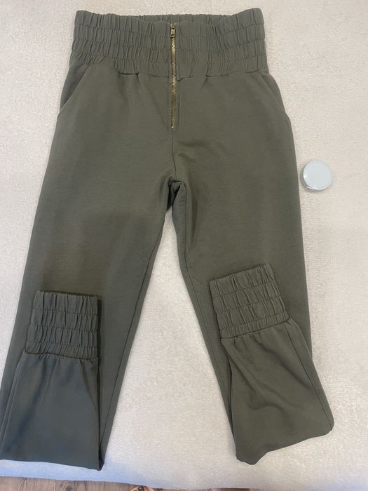 Dresowe spodnie khaki