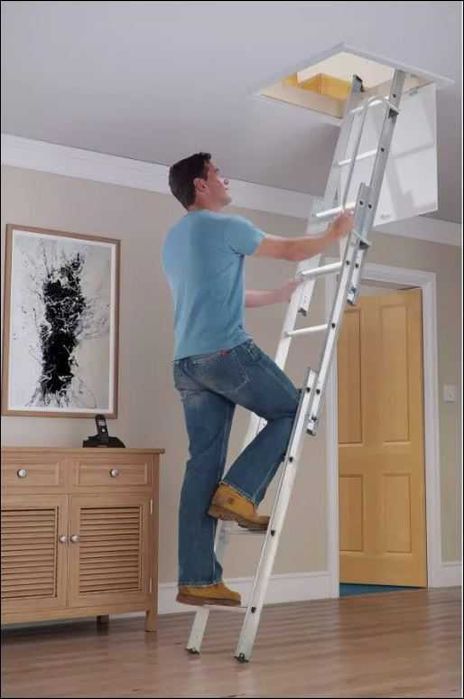 Escada de Sotão, extensível até 3,80 m. c/ nova, sem uso!