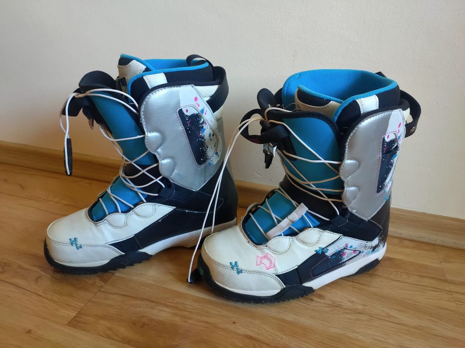 Buty snowboardowe