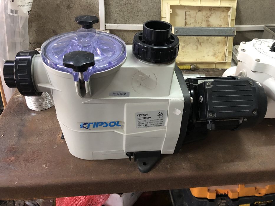 Pool Equipment64282570949378120