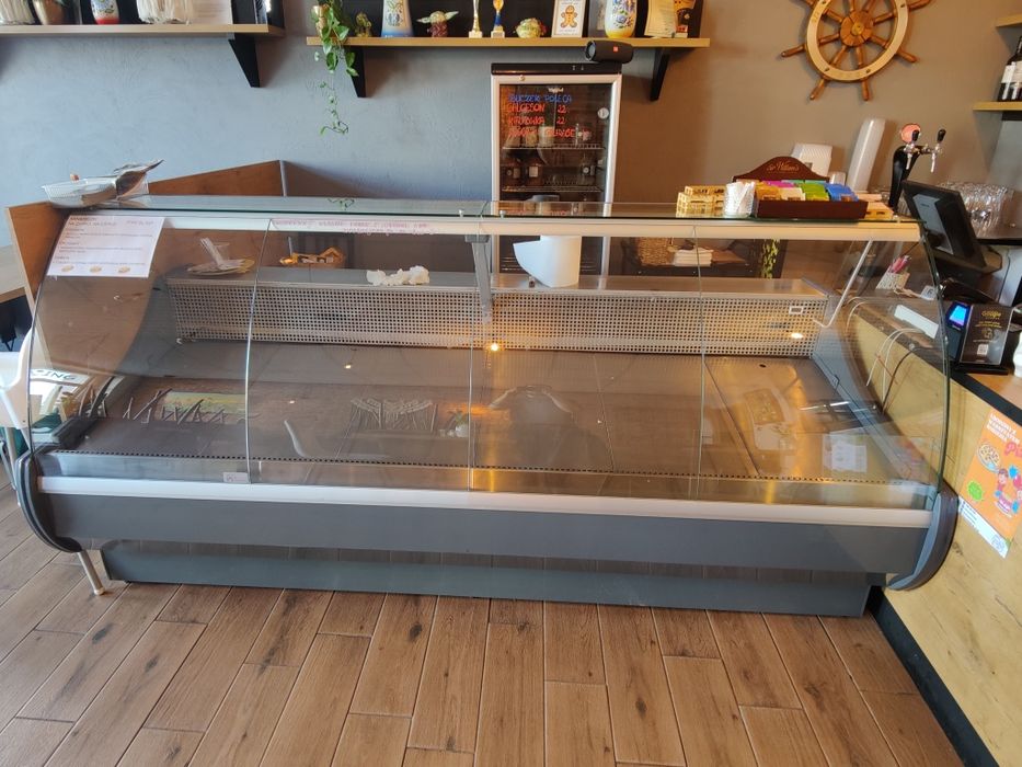 Witryna chłodnicza gastronomiczna 2,6m CEBEA OFELIA 750L lada sklepowa