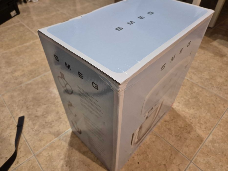 SELADO - Robot de cozinha SMEG - Batedeira VERMELHO - NOVO