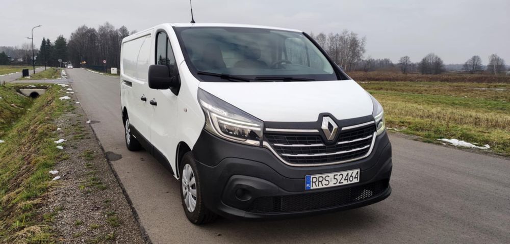 Sprzedam Renault Trafic Long