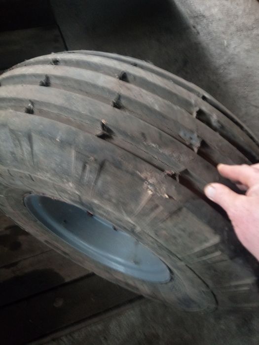 Продаю резину 16