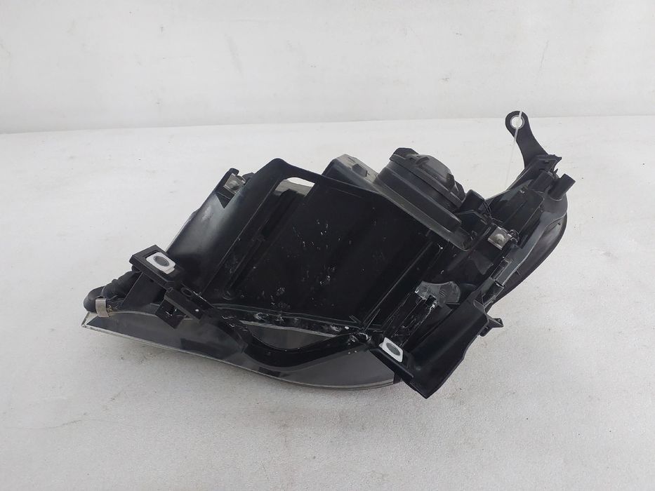 Ótica / farol direita BMW 5 Touring (E61)