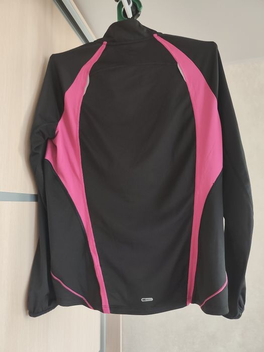 Спортивна кофта фірми PUMA L
