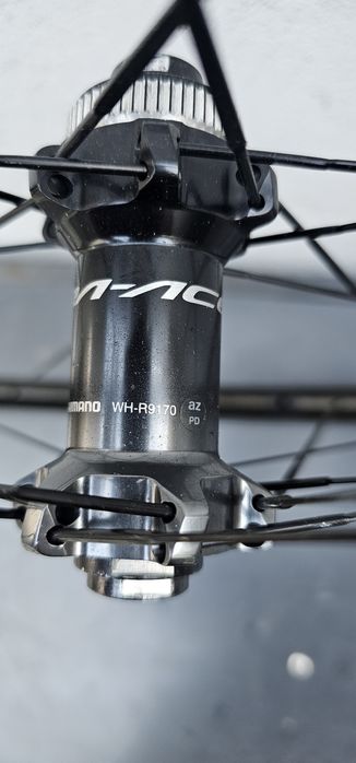 Przednie karbon. Koło 28 Dura-Ace WH-R9170