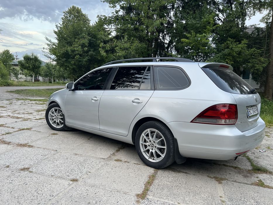 Гольф 6 2010 рік 1.6 дизель автомат