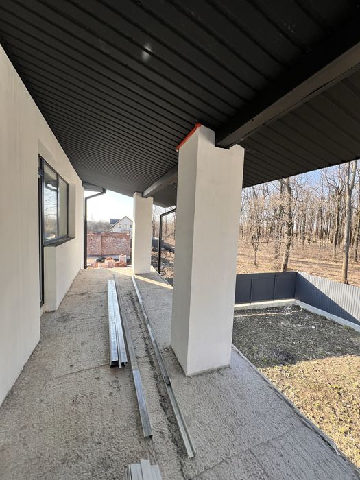 Продаж будинку Бартатів біля лісу