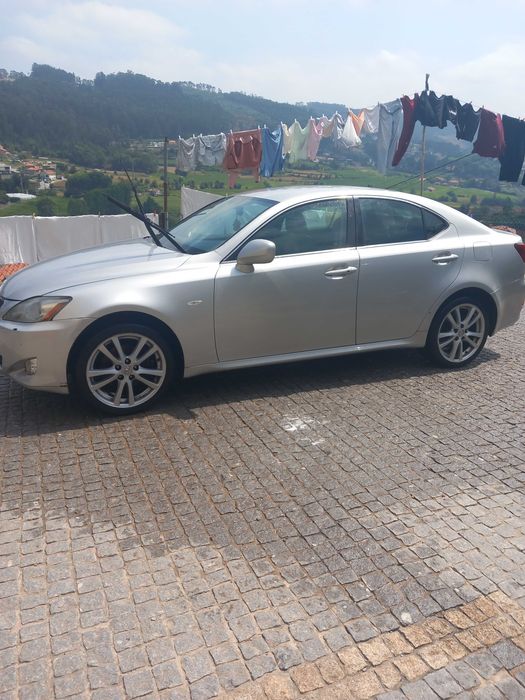 Lexus is 220 d 177cv