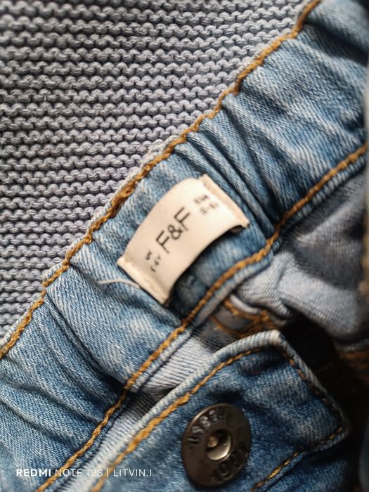 Речі на дівчинку