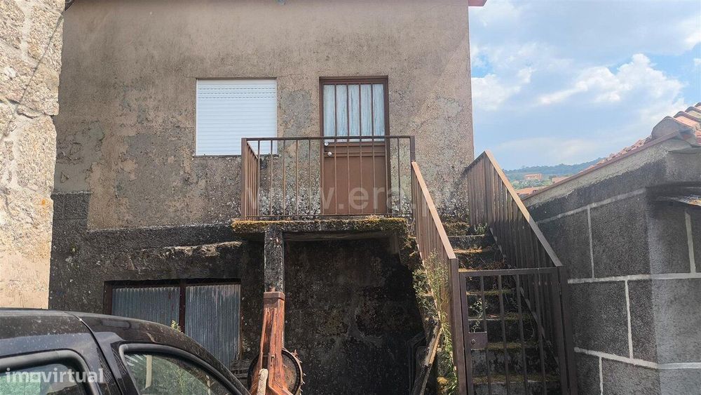 Moradia T2 / Resende, Anreade e São Romão de Aregos