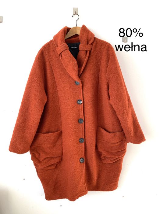 Rudy wełniany płaszcz oversize Styled in Italy kieszenie wool grzybek