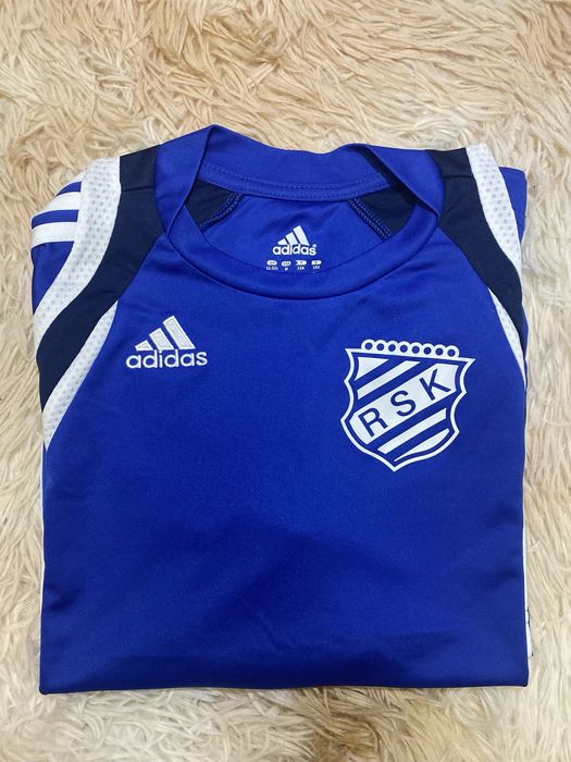 Футболка  адидас