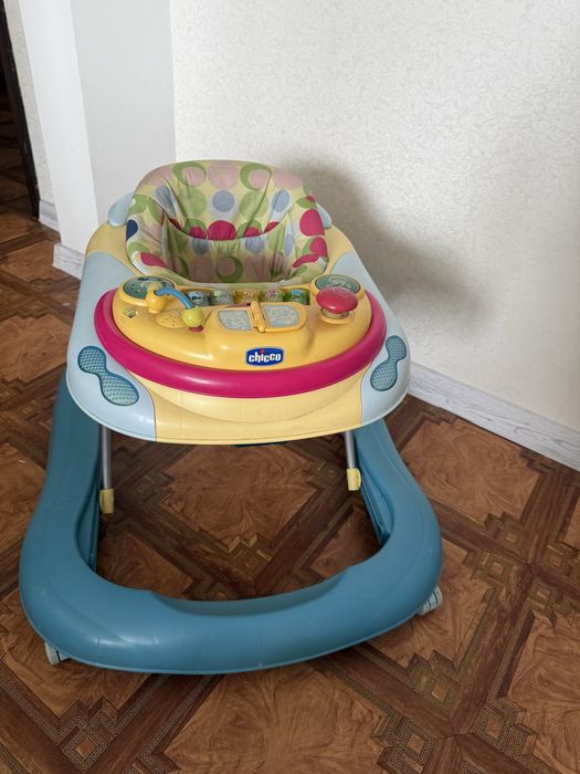 Ходунки Chicco,дитячі ходунки Чікко