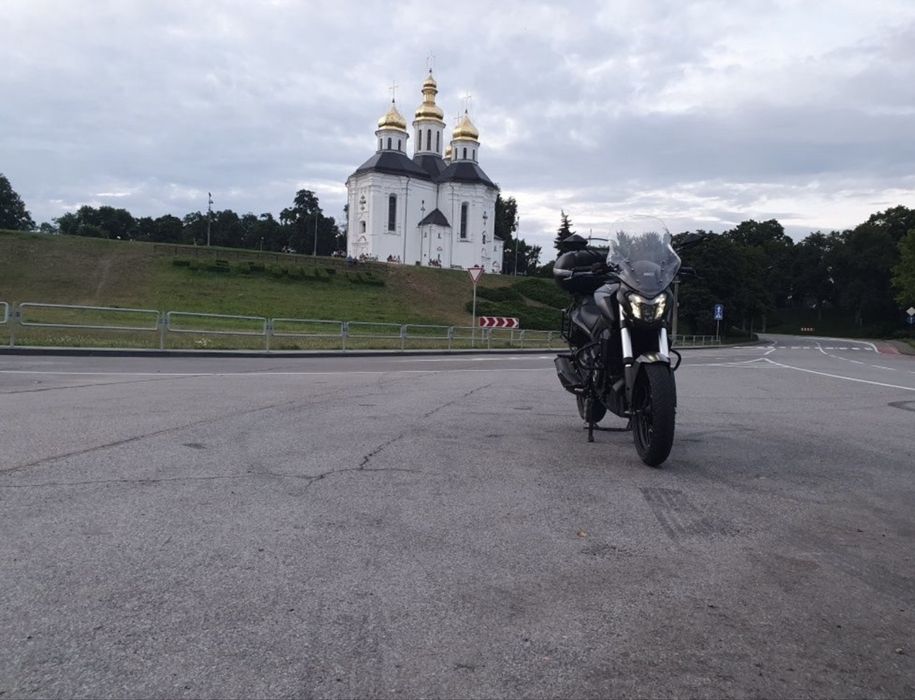 Продам мотоцикал Bajaj Domina