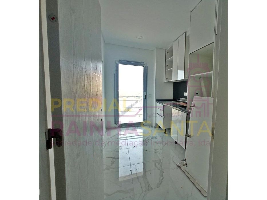 Apartamento T3 c/ garagem - Figueira da Foz — São Pedro, Coimbra