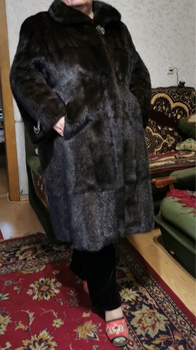 Продам шубу норковую