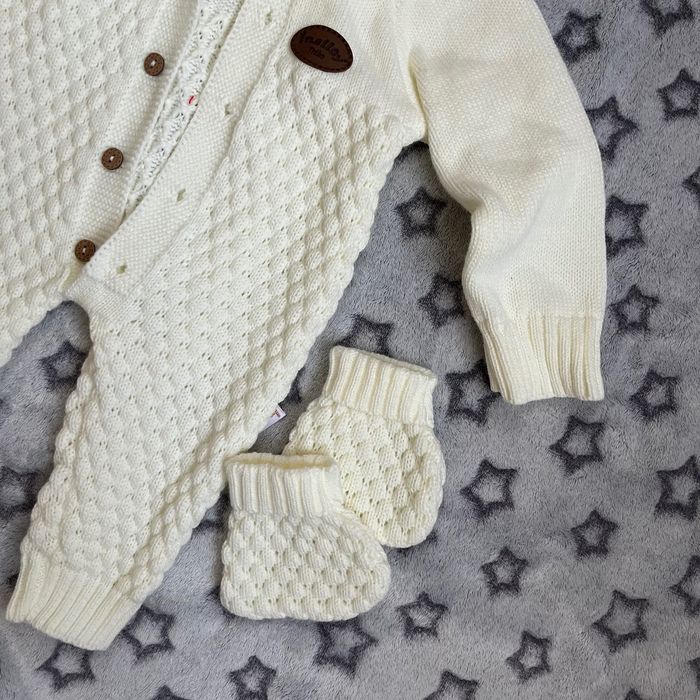 Нарядний чоловічок для малюка на виписку,хрестини