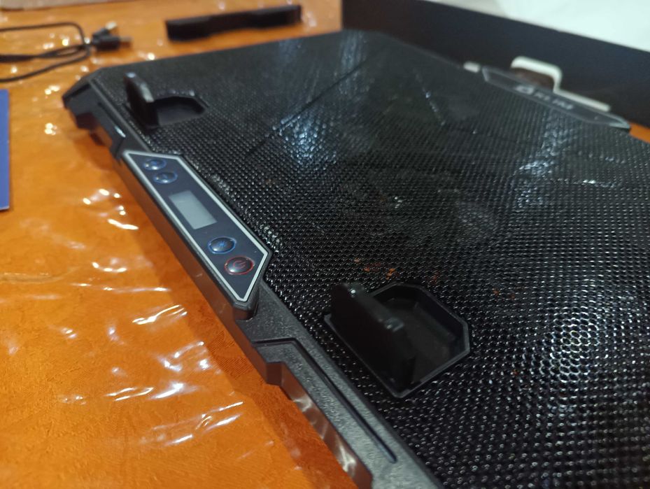 base / cooler para portátil Klim V8 novo na caixa