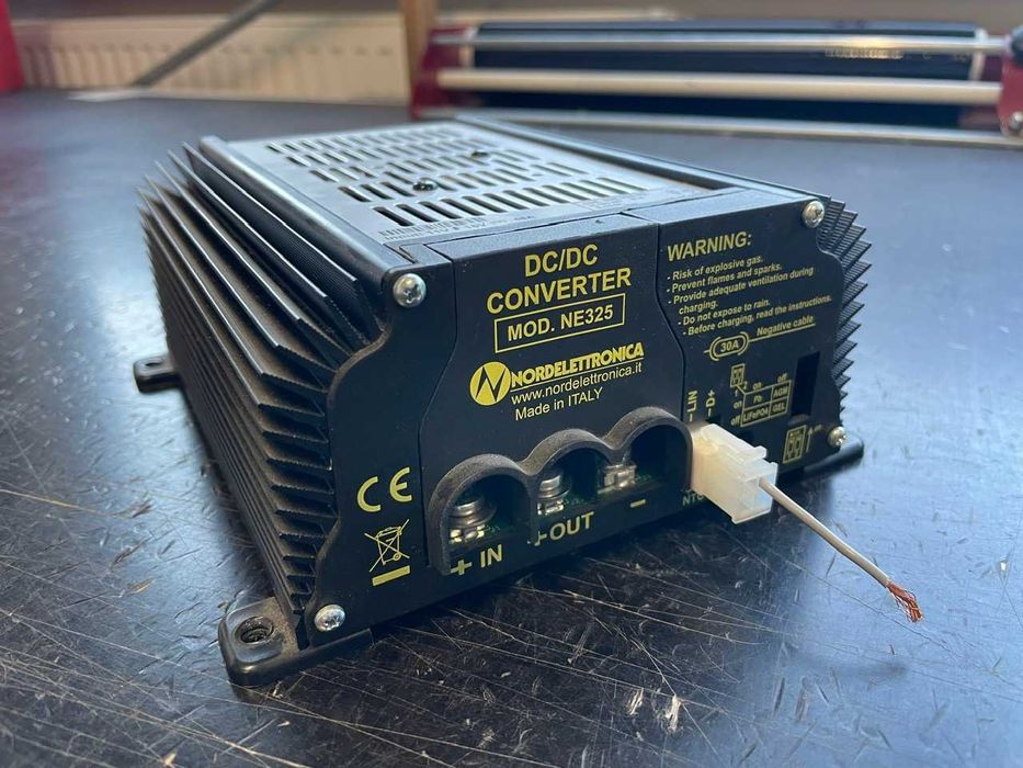 Nordelettronica booster do ładowania NE325 do kamperów