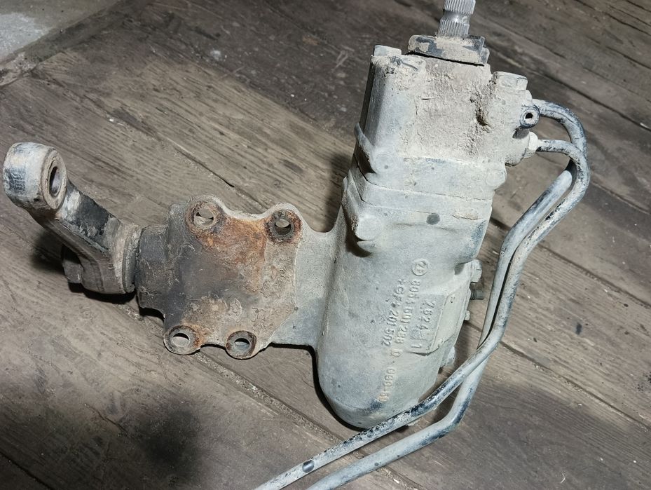 Гур, рульова колонка Нісан Терано 1999