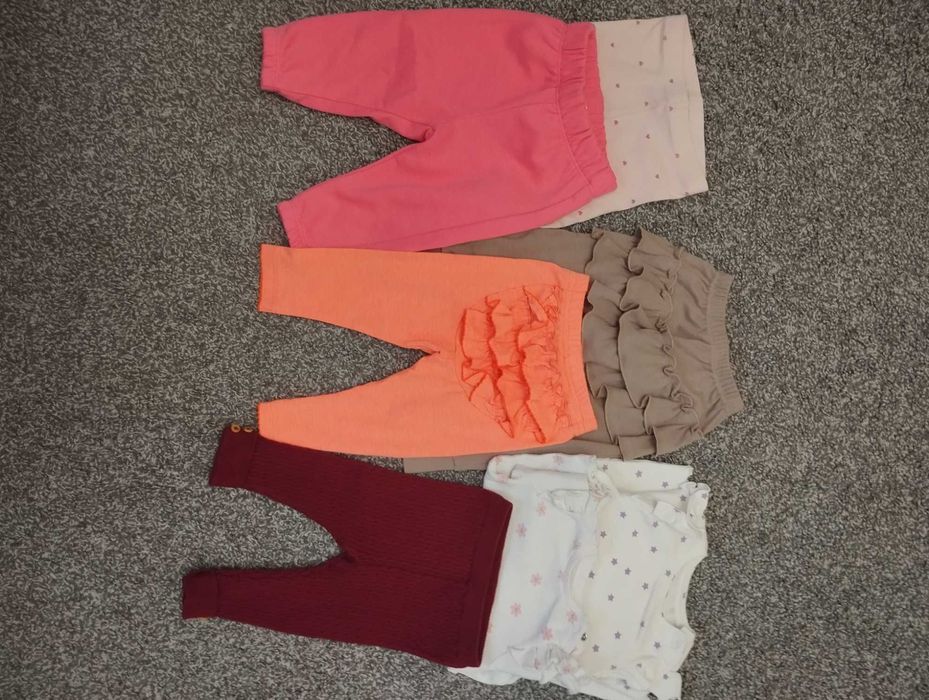 Legginsy i bluzki rozmiar 68 -74