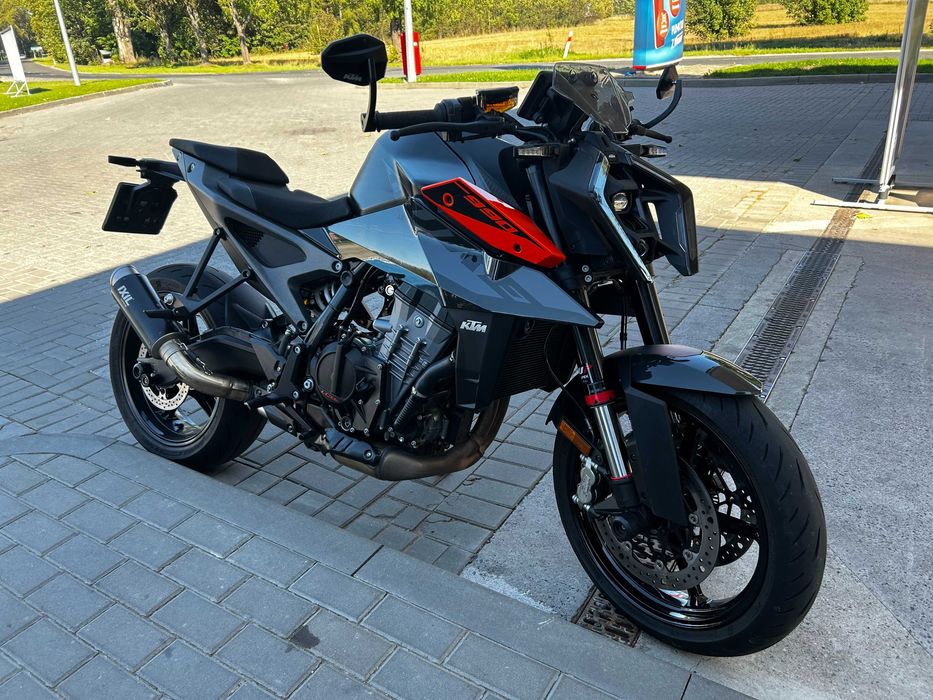 Sprzedam KTM Duke 990  z 2024r - prywatnie