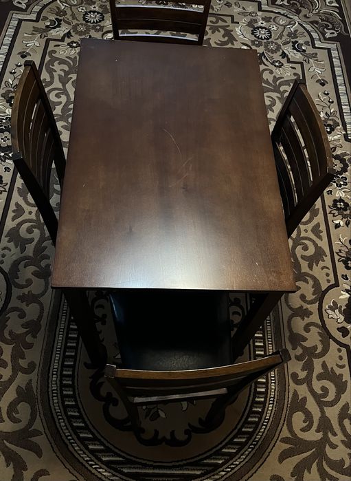 Кухонний комплект стіл+4 стільці