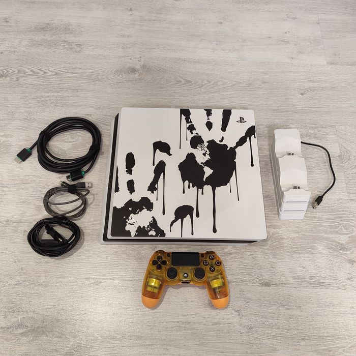 ps4 pro limited edition - купить приставки - Цена на OLX.ua