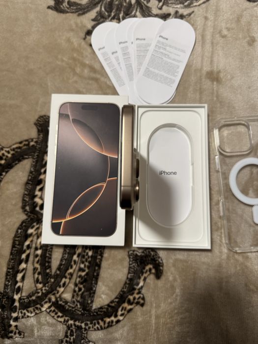 IPhone 16 Pro Max Desert Titanium