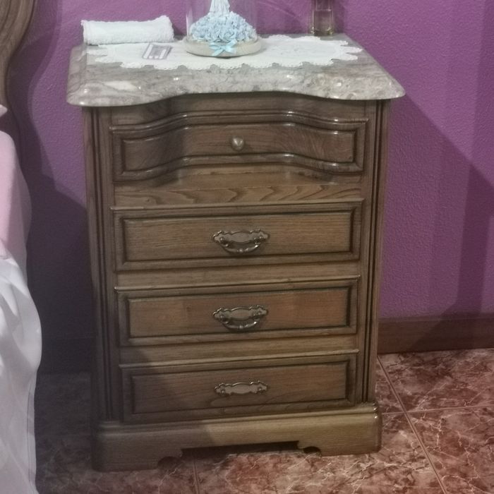 Cama de madeira maciça