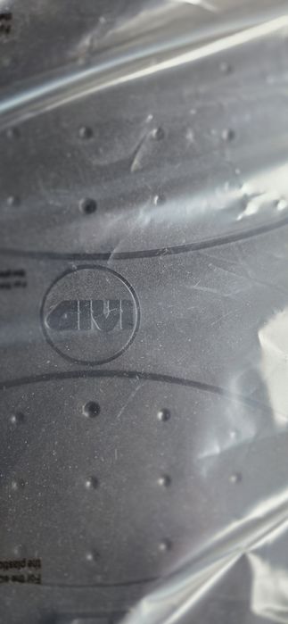 Stelaż plyta givi monolock