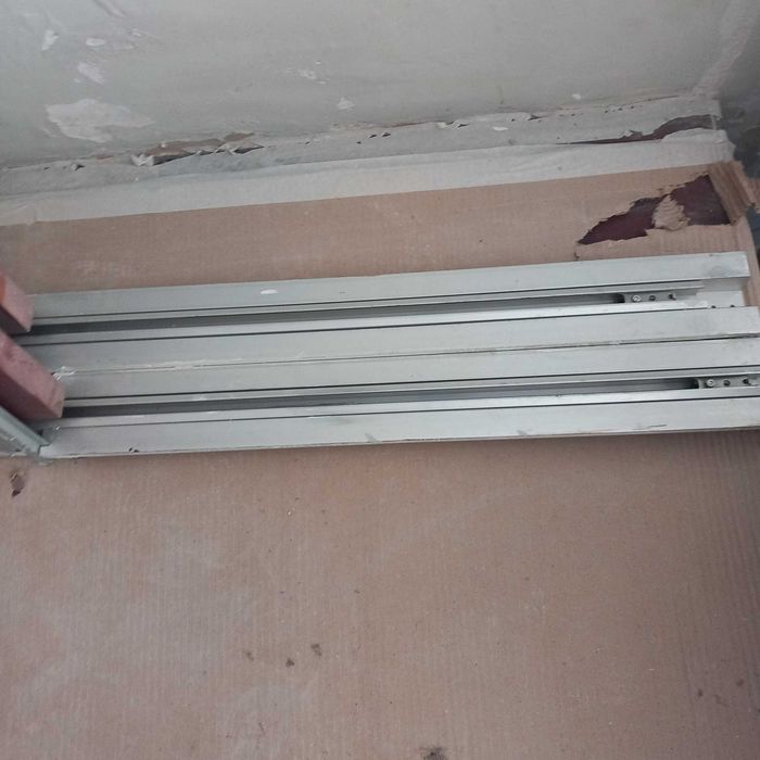 2 portas de correr cassete