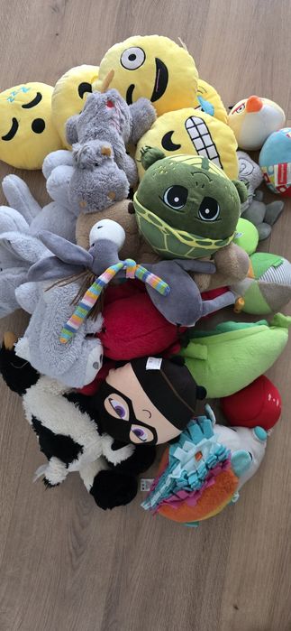 Zabawki pluszaki