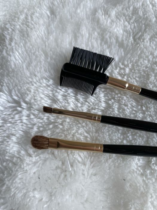 Trzy pedzle lancôme